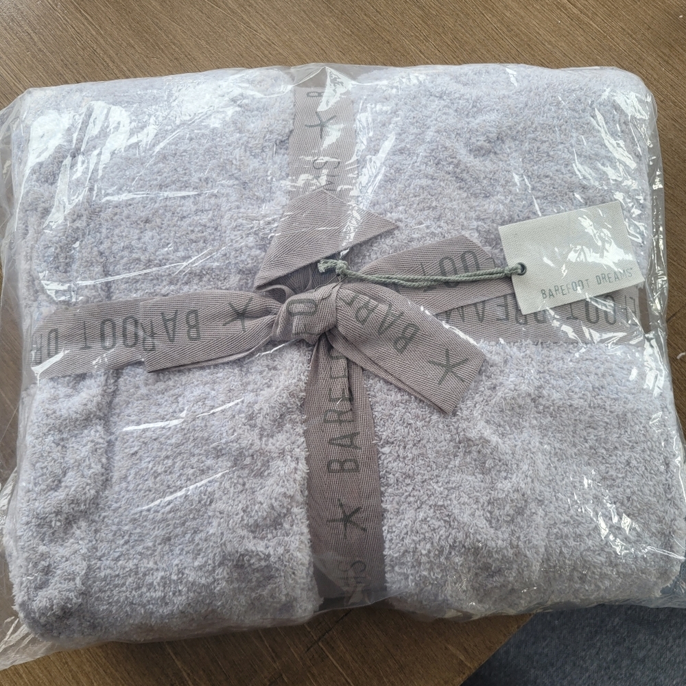 Barefoot Dreams Blanket